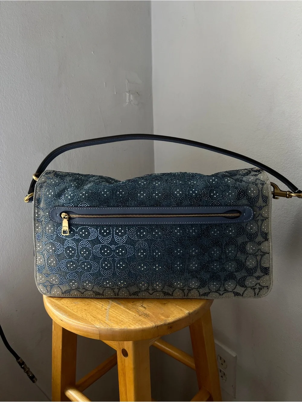 BNWT AUTH COACH Crystal Tabby 36 Loved Denim LARGE Signature Print Shoulder Bag